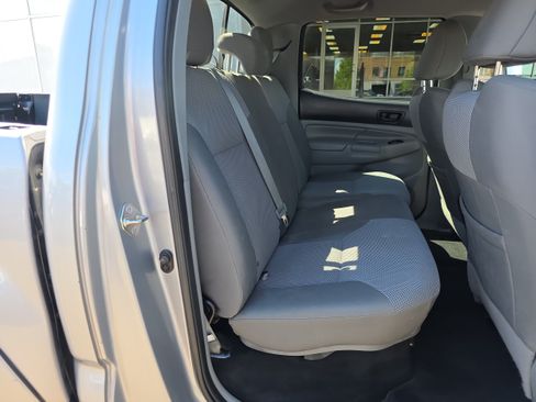 Used 2015 Toyota Tacoma 4x4 Double Cab w/ TRD Off-Road Package image 14