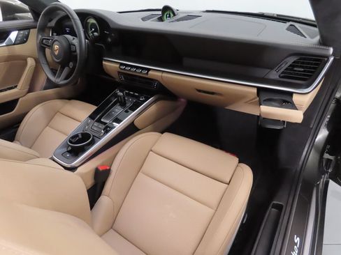 Certified 2023 Porsche 911 Turbo AWD/4WD image 40