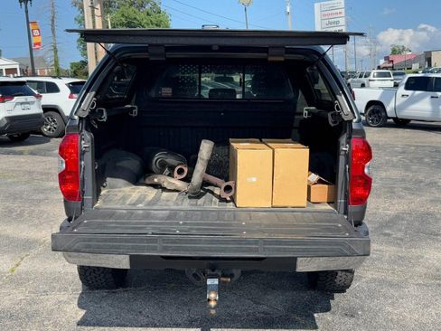 Used 2014 Toyota Tundra SR5 w/ SR5 Upgrade Package AWD/4WD image 6