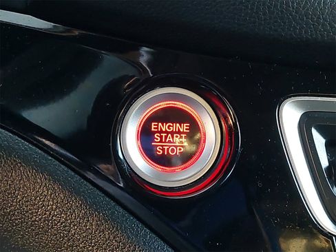 Used 2016 Honda Pilot Elite image 34