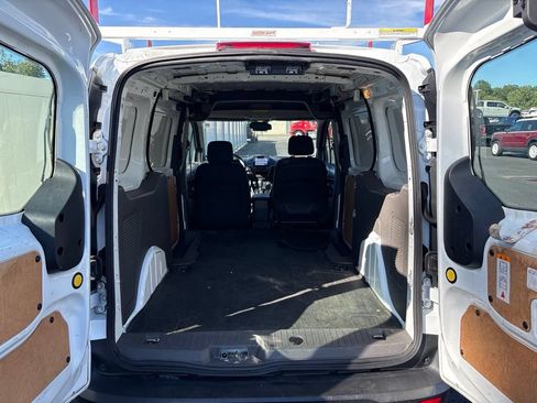 Used 2020 Ford Transit Connect XLT FWD image 5