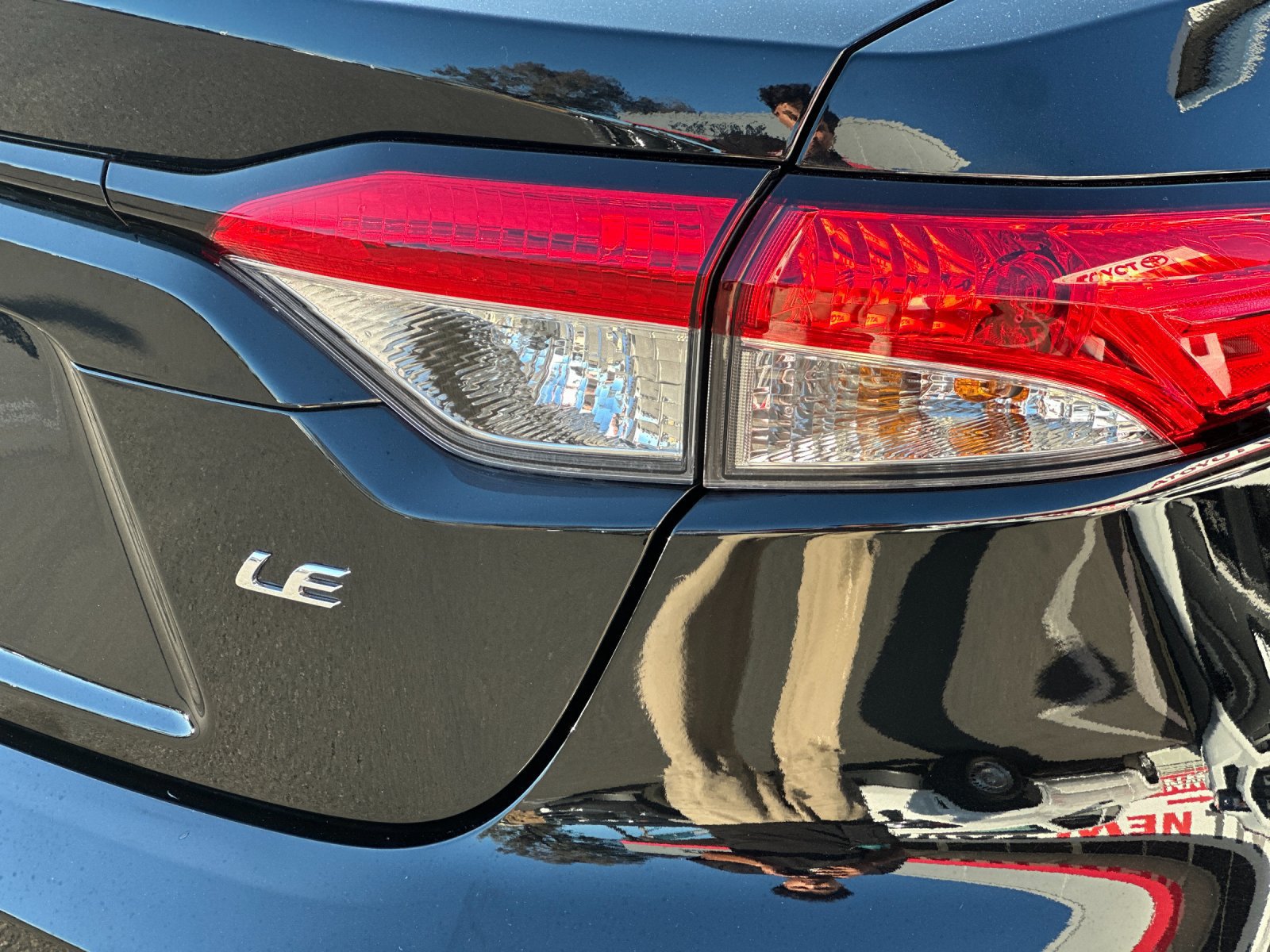 Used 2026 Toyota Corolla LE FWD image 22