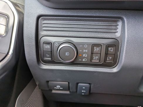 New 2026 Ford F250 Platinum w/ Tremor Off-Road Package image 21