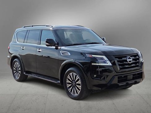 Used 2024 Nissan Armada SL w/ Midnight Edition Package AWD/4WD image 2