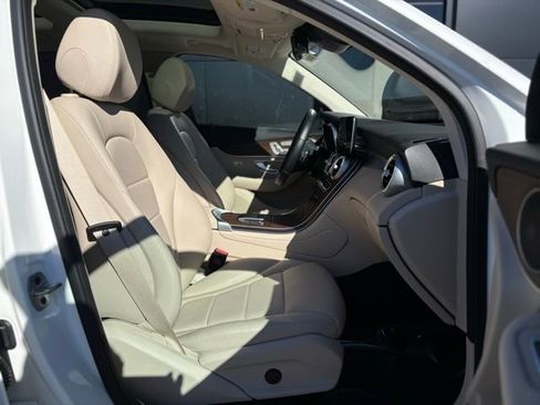Certified 2022 Mercedes-Benz GLC 300 4MATIC image 51