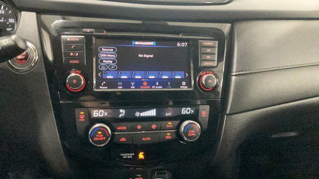 Used 2020 Nissan Rogue SV AWD/4WD image 11