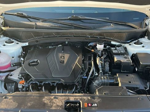 Certified 2025 Hyundai Tucson SEL image 3