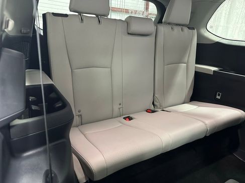 Used 2025 Toyota Grand Highlander Limited image 62
