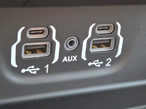 Used 2024 RAM 2500 Big Horn w/ Night Edition image 25