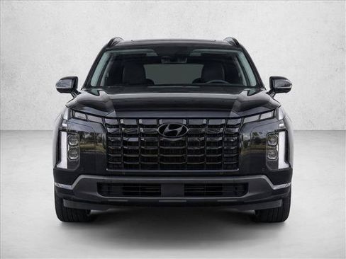 Used 2025 Hyundai Palisade XRT FWD image 2