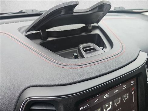 Used 2020 Jeep Cherokee Trailhawk w/ Cold Weather Group image 19