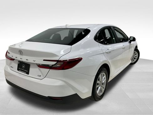 Used 2026 Toyota Camry LE image 12