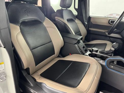 Used 2022 Ford Bronco Wildtrak AWD/4WD image 34