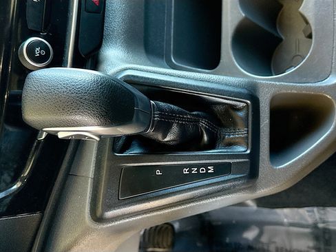 Used 2023 Ford Transit 350 XLT image 20