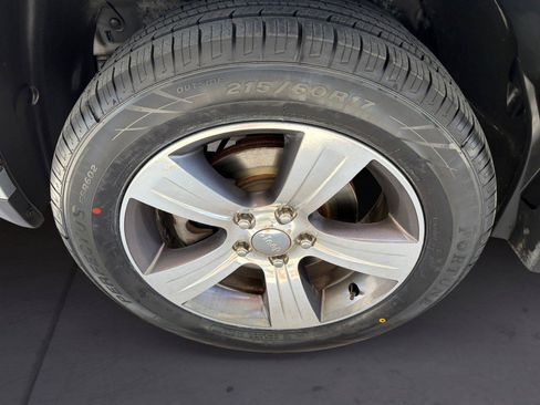 Used 2017 Jeep Compass High Altitude FWD image 14