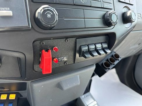 Used 2012 Ford F550 2WD Regular Cab Super Duty w/ PWR Equipment Group image 13