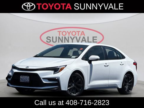 Certified 2024 Toyota Corolla SE w/ SE Convenience Package FWD image 2