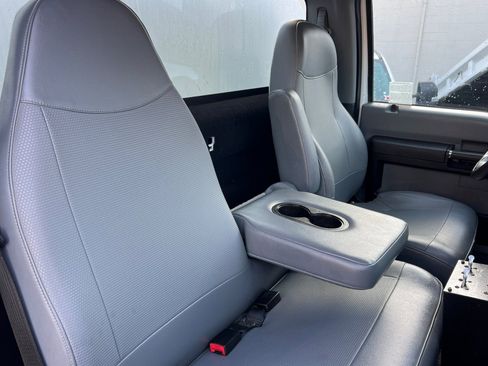 Used 2021 Ford F750 2WD Regular Cab Super Duty image 26