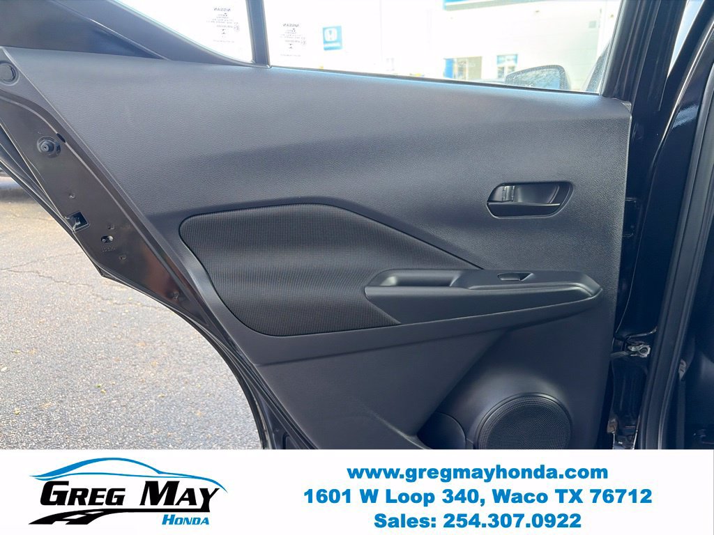Used 2024 Nissan Kicks S FWD image 17