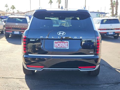 New 2026 Hyundai Palisade Calligraphy AWD/4WD image 3
