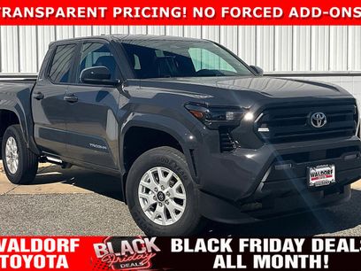 New 2025 Toyota Tacoma SR5