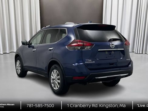 Used 2020 Nissan Rogue SV AWD/4WD image 7