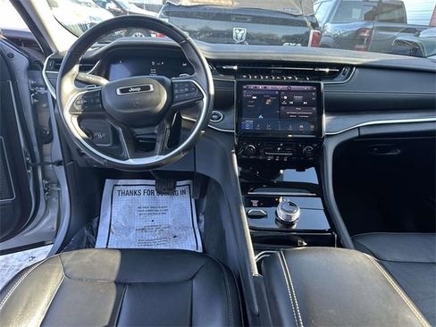 Certified 2022 Jeep Grand Cherokee L Limited image 16