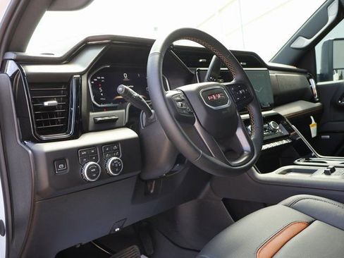 Certified 2026 GMC Sierra 2500 AT4 w/ AT4 Premium Plus Package AWD/4WD image 29