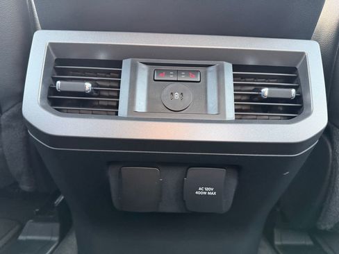 Used 2024 Ford F250 Lariat w/ Sport Appearance Package image 33