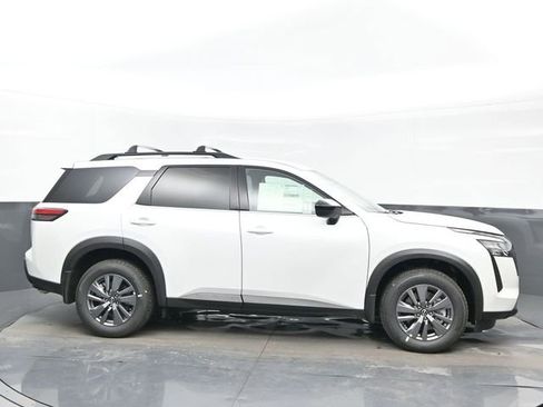 New 2026 Nissan Pathfinder SV FWD image 7