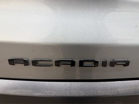 Used 2023 GMC Acadia SLE w/ Driver Convenience Package FWD image 42