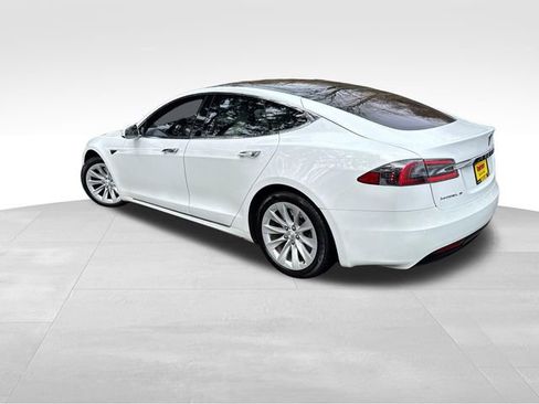 Used 2018 Tesla Model S 75D image 5