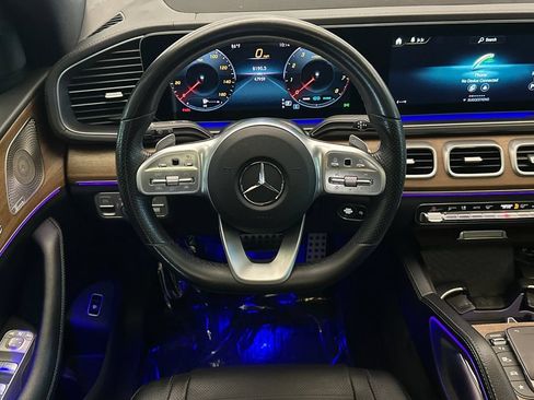 Used 2021 Mercedes-Benz GLS 580 4MATIC image 14