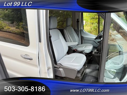 Used 2017 Ford Transit 150 XL image 39
