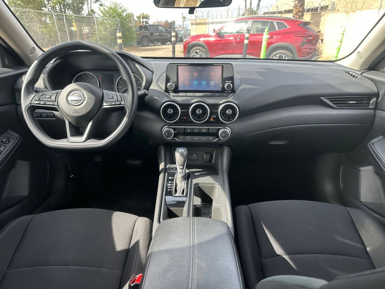 Used 2025 Nissan Sentra S FWD image 30