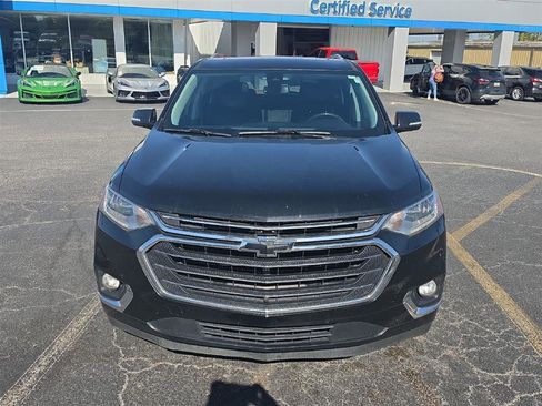 Used 2018 Chevrolet Traverse Premier w/ Driver Confidence II Package image 6