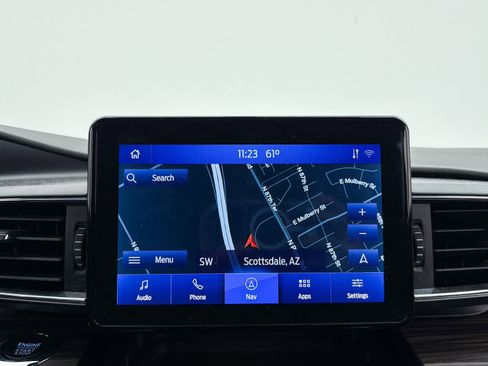 Used 2022 Ford Explorer Limited image 5