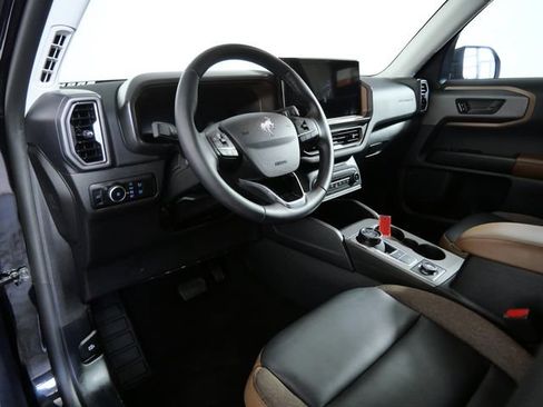 Certified 2025 Ford Bronco Sport Outer Banks w/ Outer Banks Tech Package+ AWD/4WD image 16