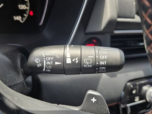 Certified 2025 Honda Pilot Sport image 25