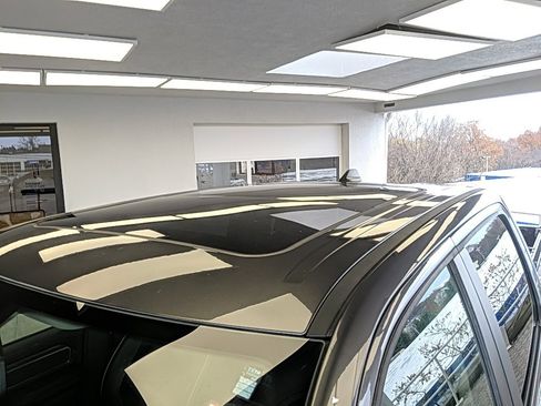 Used 2019 RAM 1500 Laramie image 10