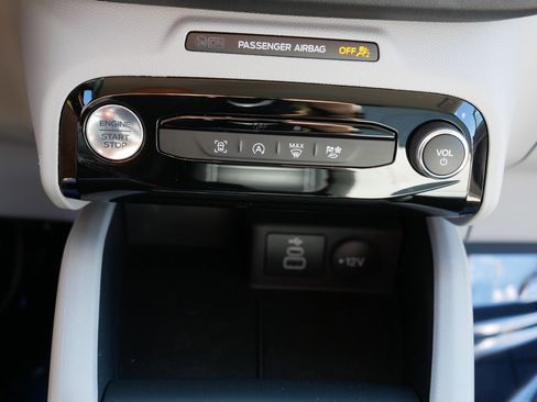 Used 2024 Ford Escape Active w/ Tech Pack #1 AWD/4WD image 29