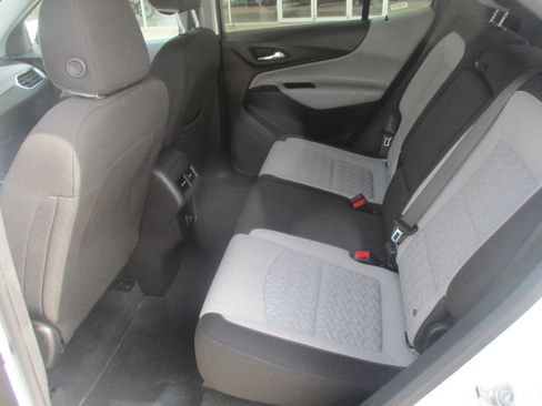 Used 2023 Chevrolet Equinox LT FWD image 5