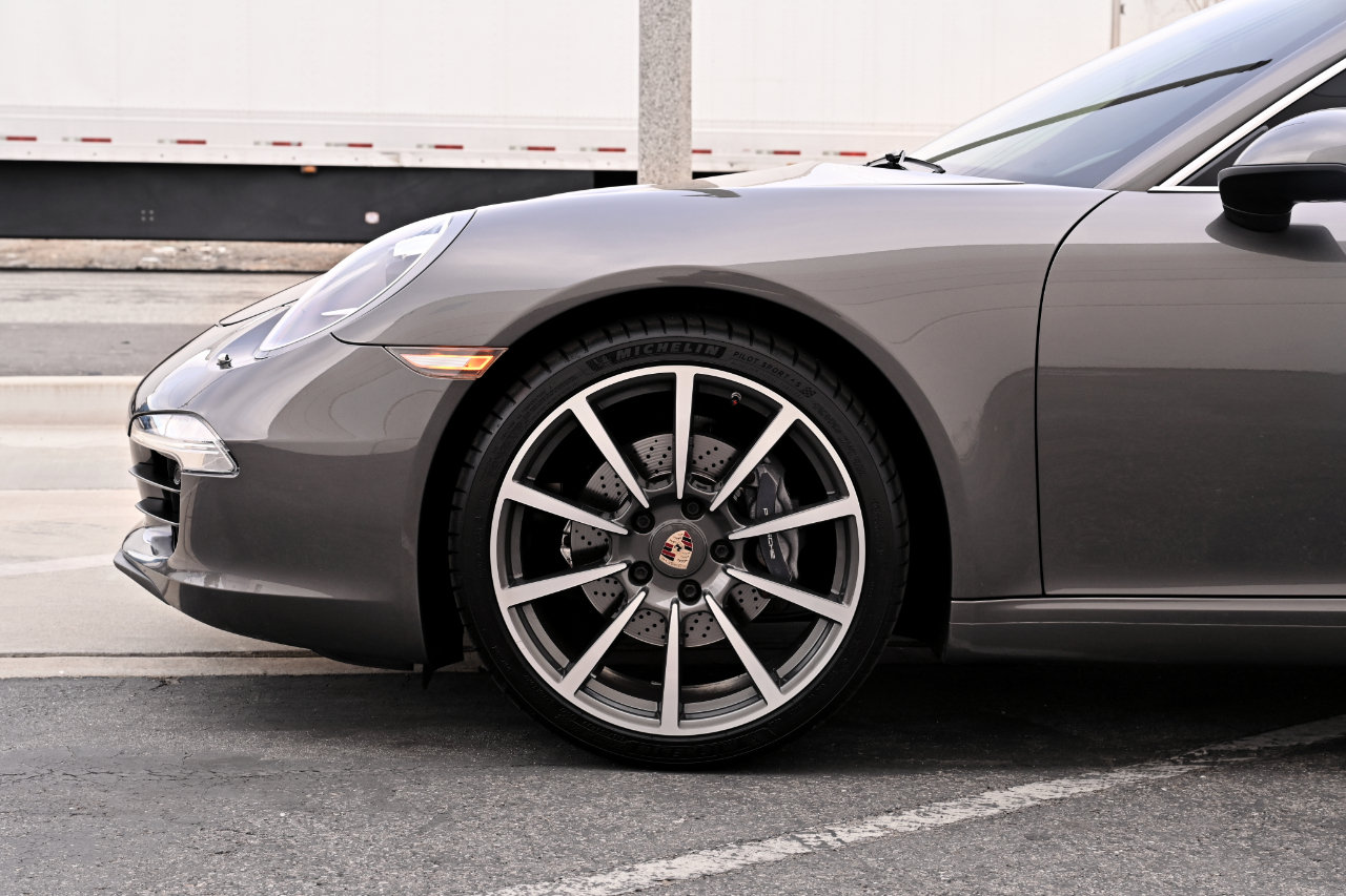 Used 2014 Porsche 911 Carrera image 32