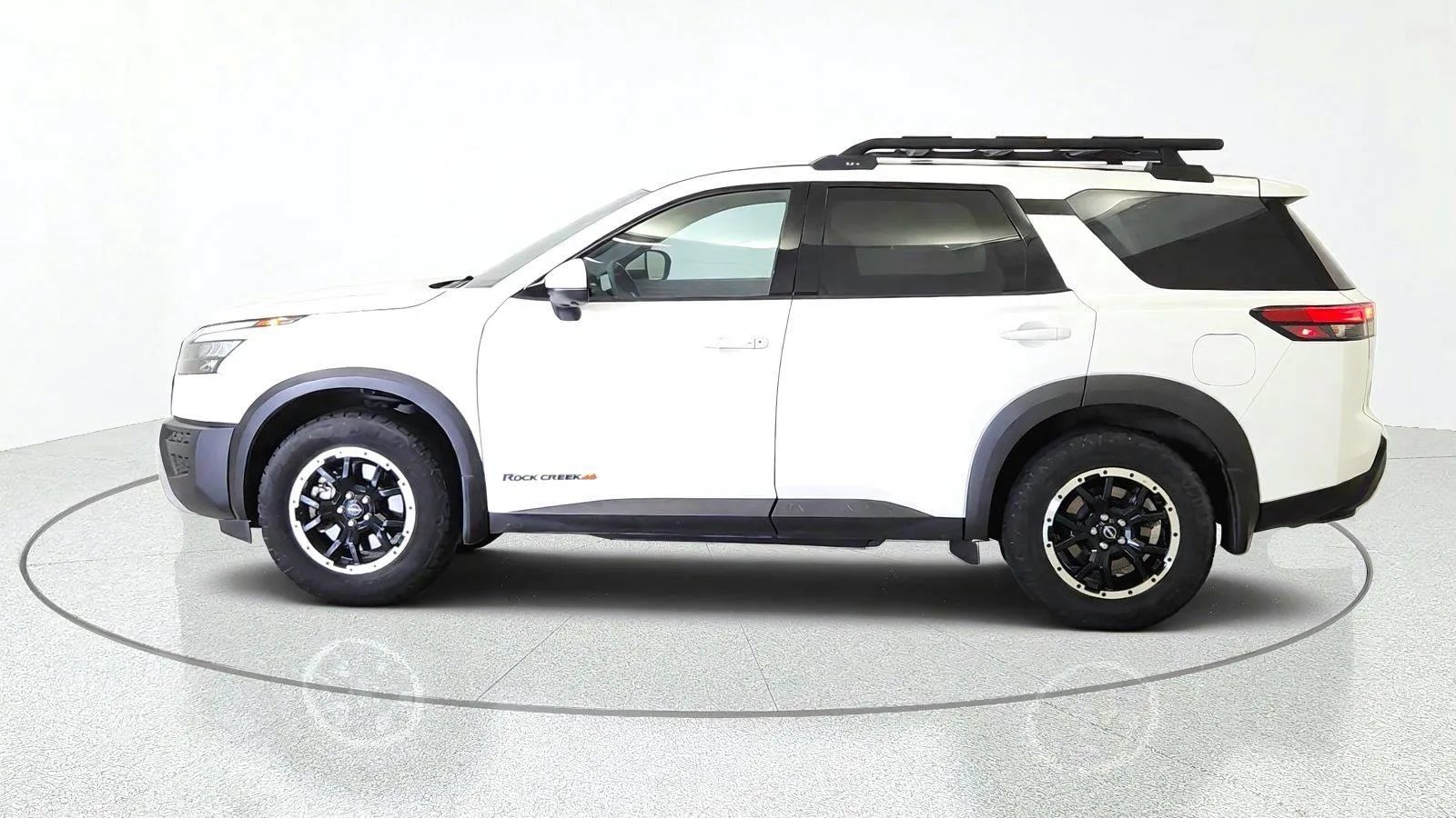 Used 2025 Nissan Pathfinder Rock Creek AWD/4WD image 5