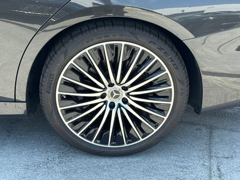 Used 2025 Mercedes-Benz E 350 Sedan image 13