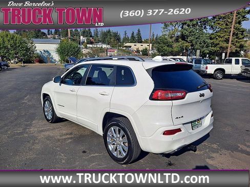 Used 2018 Jeep Cherokee Overland image 6