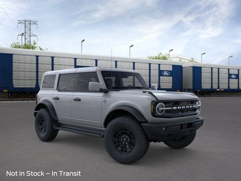 New 2026 Ford Bronco Outer Banks w/ Sasquatch Package AWD/4WD image 7