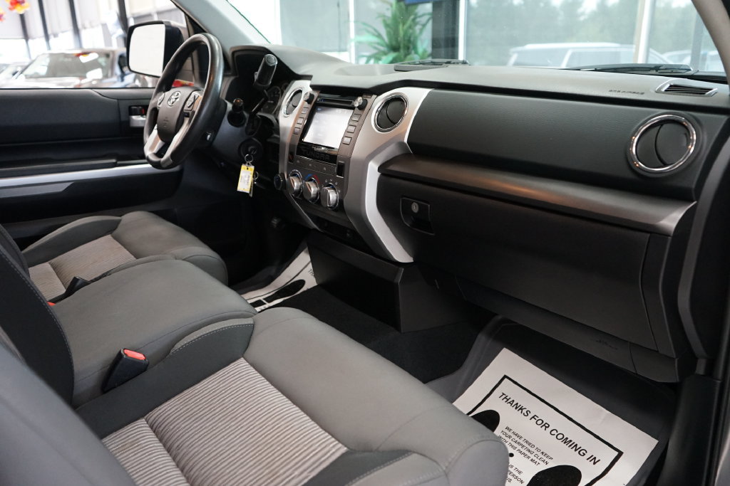 Used 2014 Toyota Tundra SR5 AWD/4WD image 38