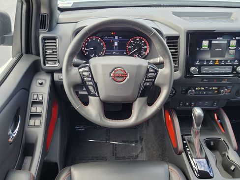 Used 2023 Nissan Frontier PRO-4X w/ Pro-4X Premium Package AWD/4WD image 17