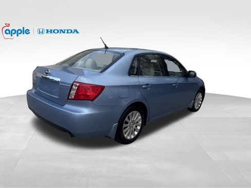 Used 2011 Subaru Impreza 2.5i Premium w/ PWR Moonroof Value Pkg image 5